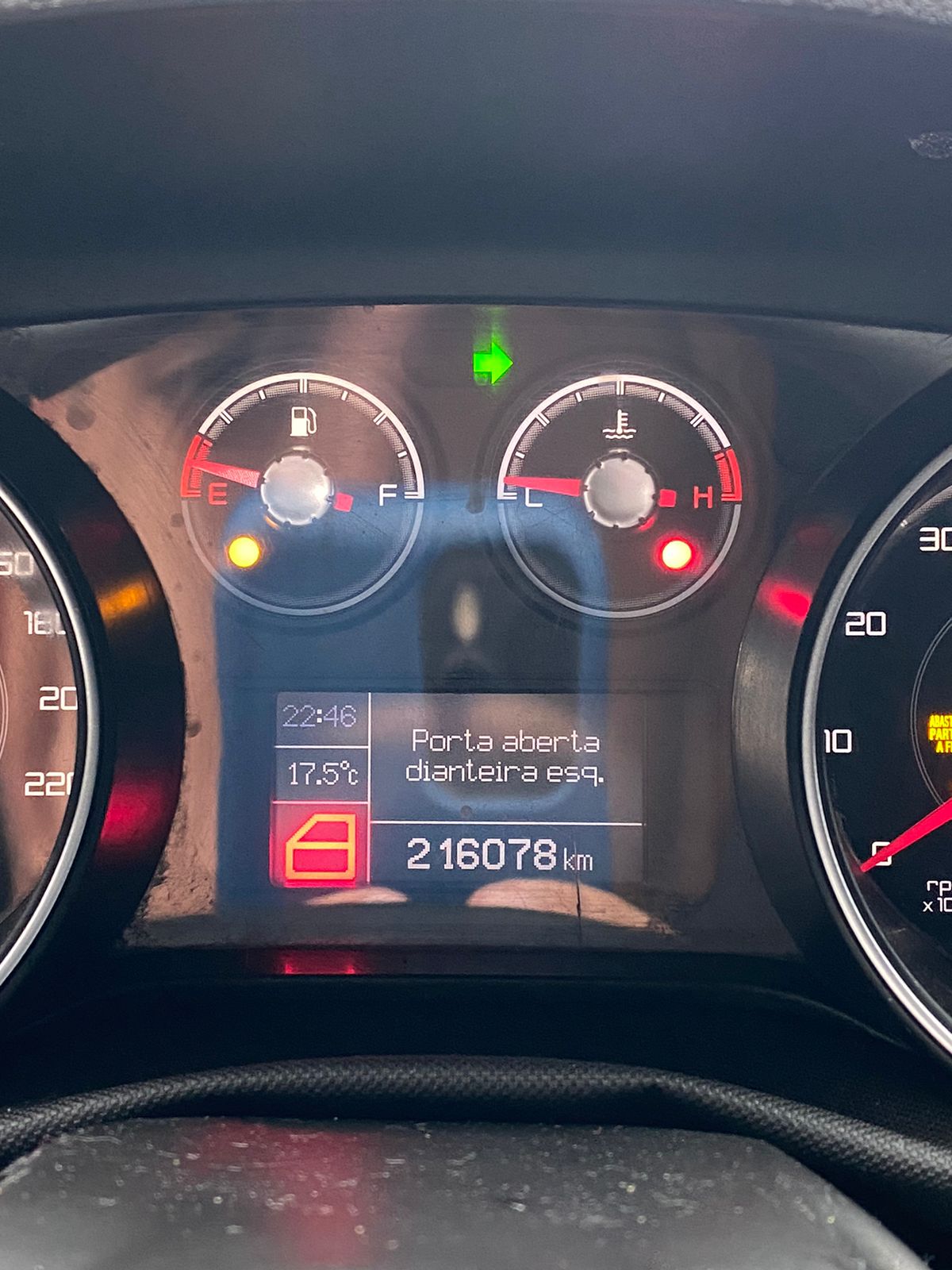 Foto 10 de Fiat Punto BlackMotion 1.8 Flex