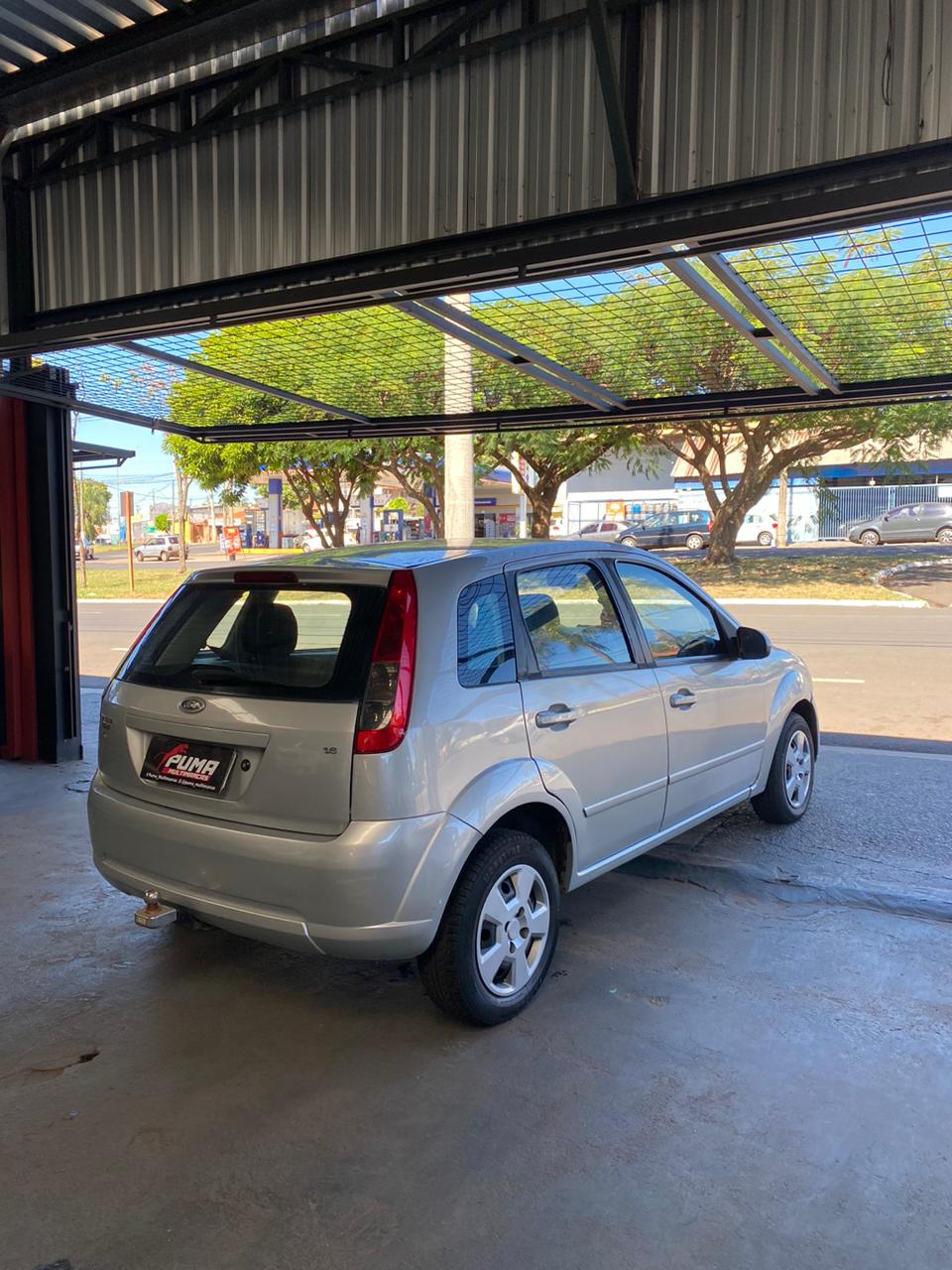 Foto 4 de Ford Fiesta 1.6 Flex