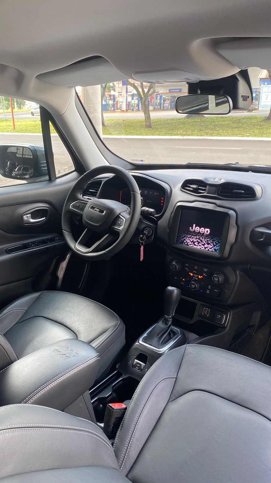 Foto 6 de Jeep Renegade Longitude T270 1.3