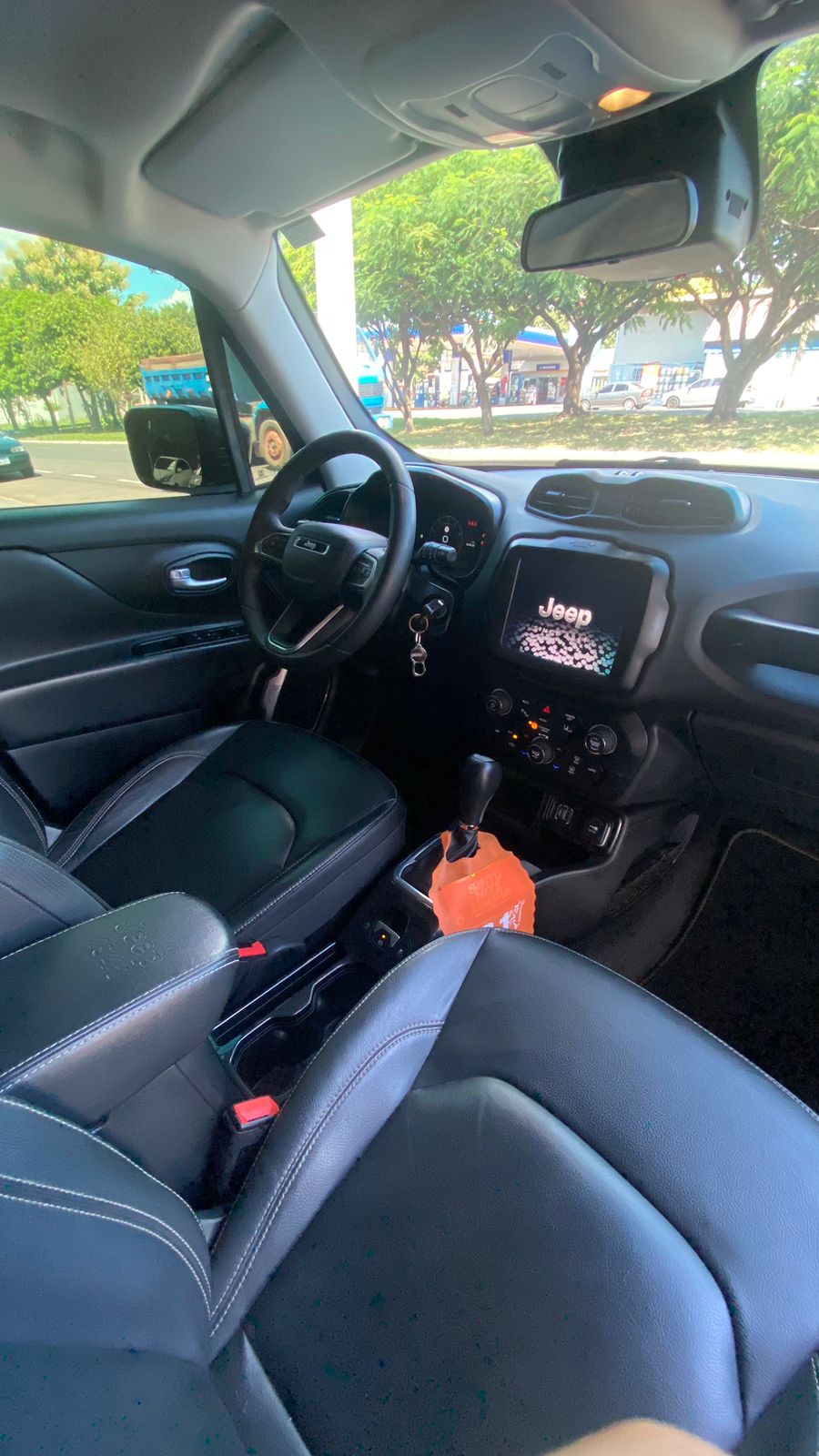 Foto 7 de Jeep Renegade 1.3 Longitude T270